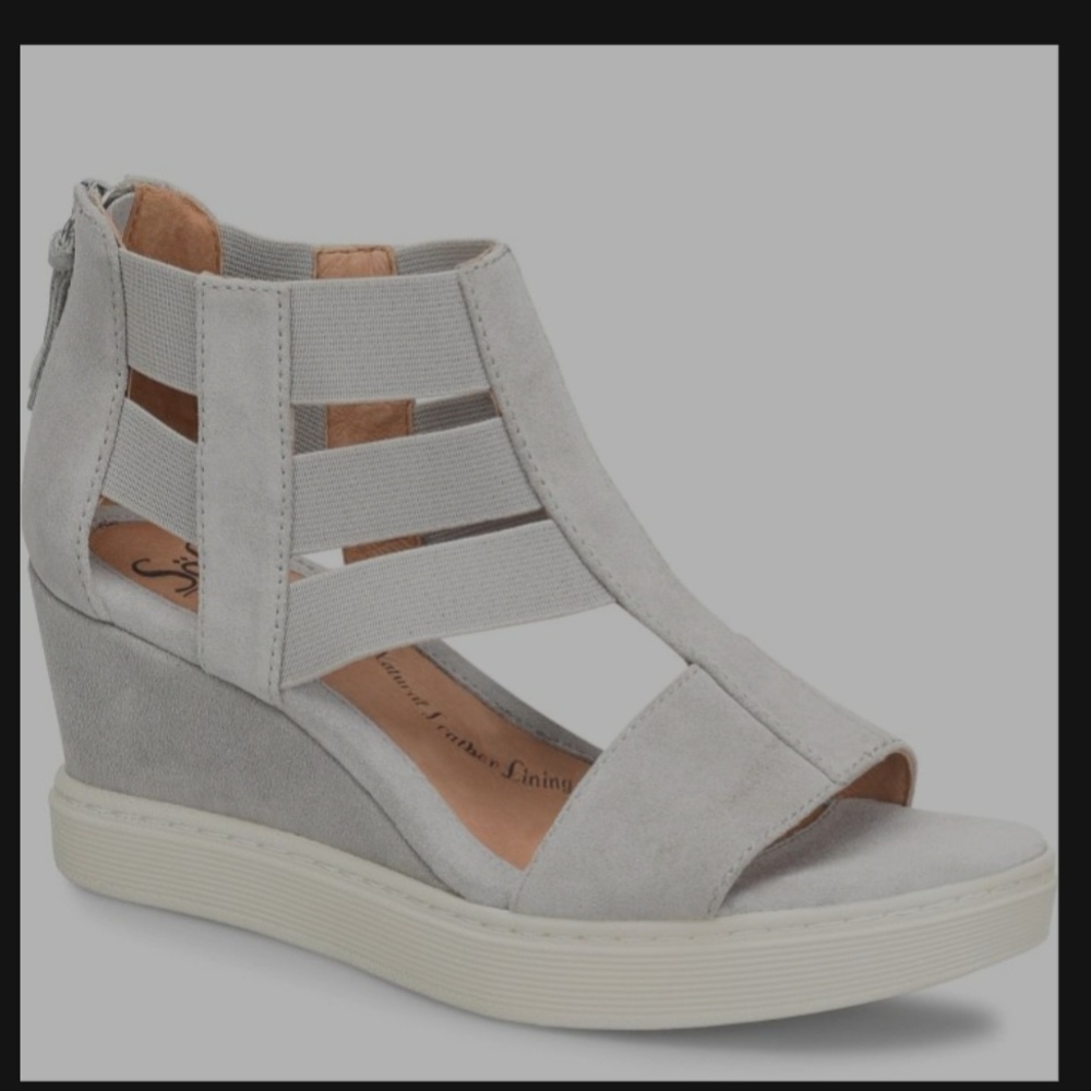 Sofft Women's Gray Wedge Sandals